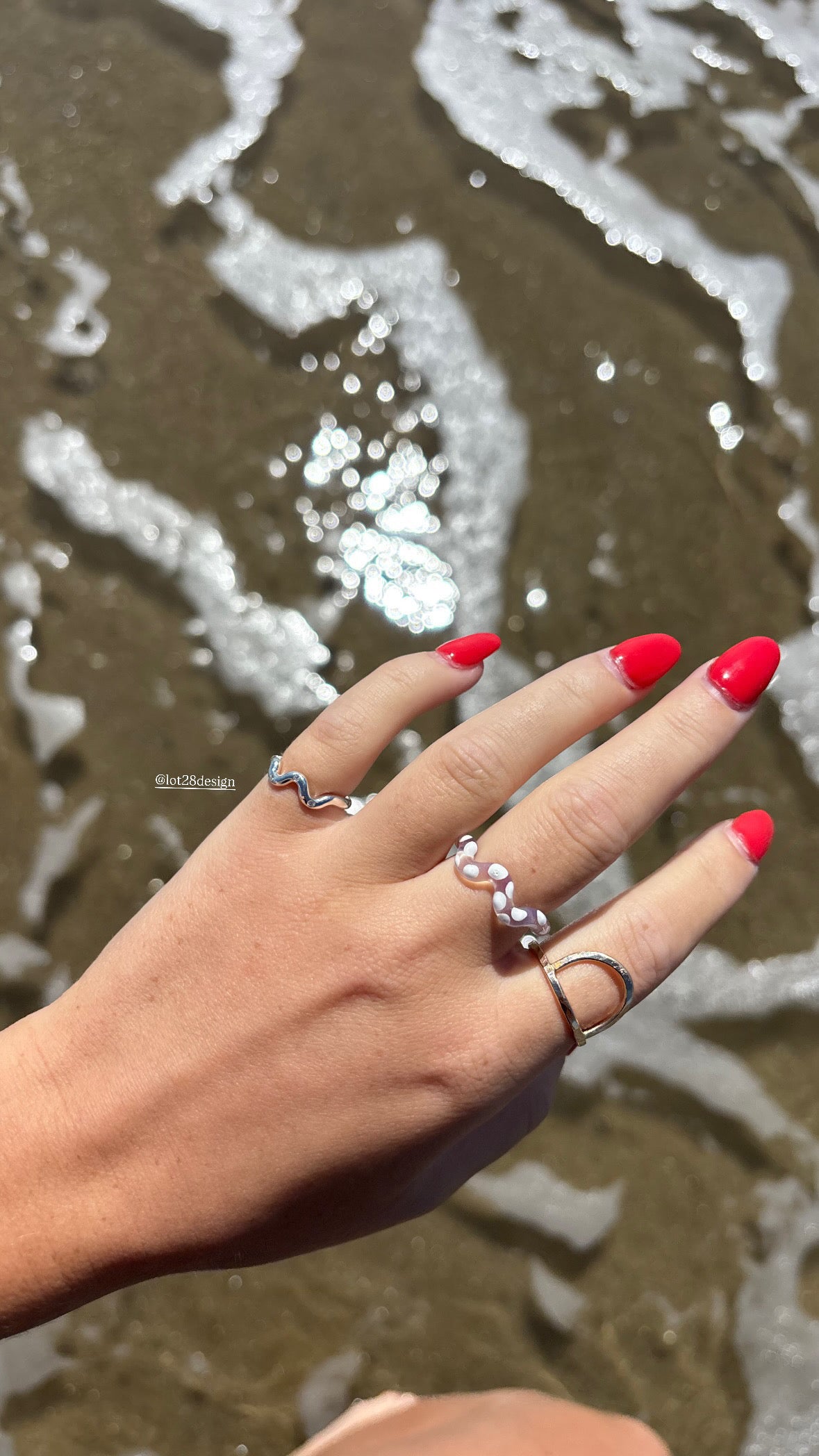 Coconut Single Wave Ring